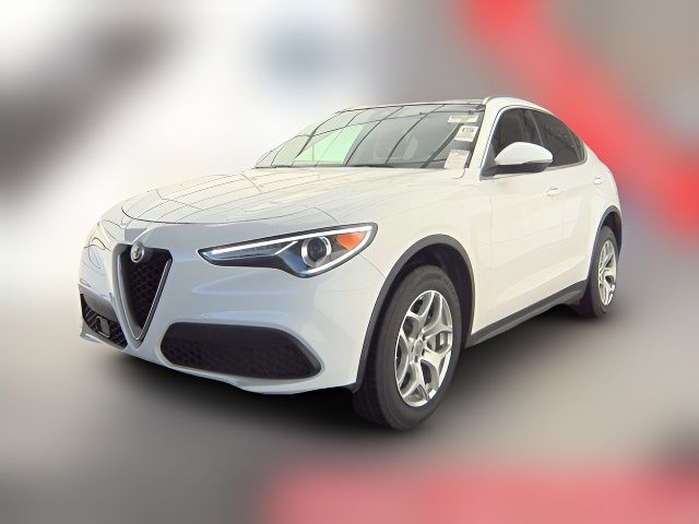 2021 Alfa Romeo Stelvio Base