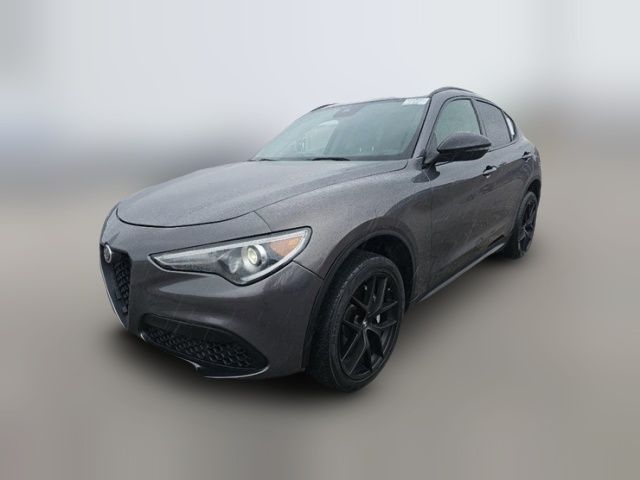 2021 Alfa Romeo Stelvio Base