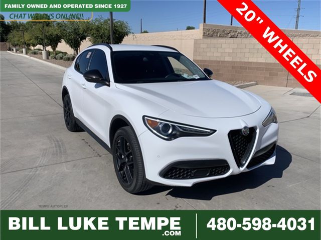 2021 Alfa Romeo Stelvio Base