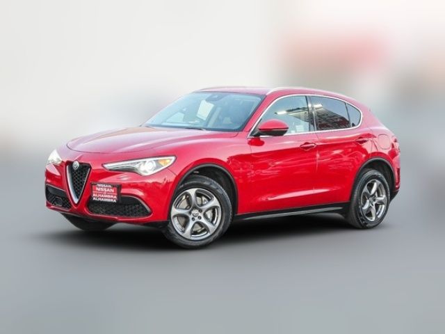 2021 Alfa Romeo Stelvio Base