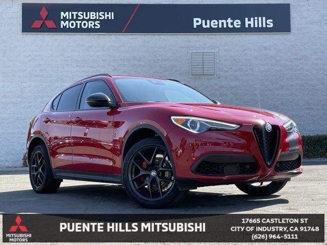 2021 Alfa Romeo Stelvio Base