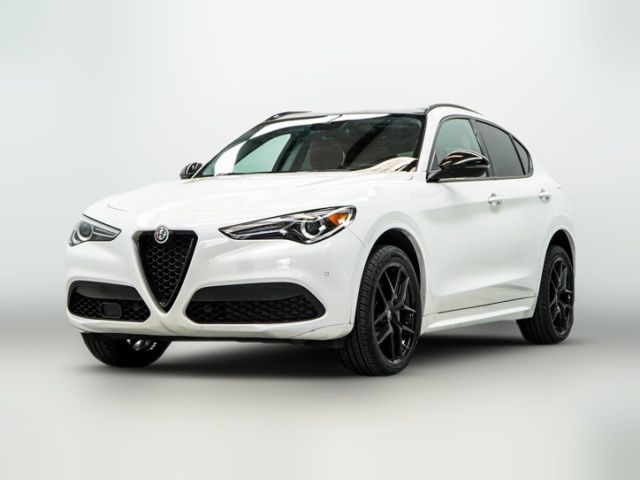 2021 Alfa Romeo Stelvio Base