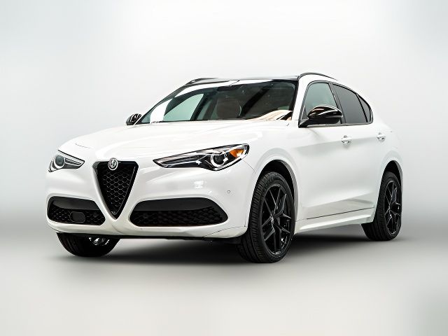 2021 Alfa Romeo Stelvio Base