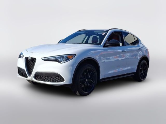 2021 Alfa Romeo Stelvio Base