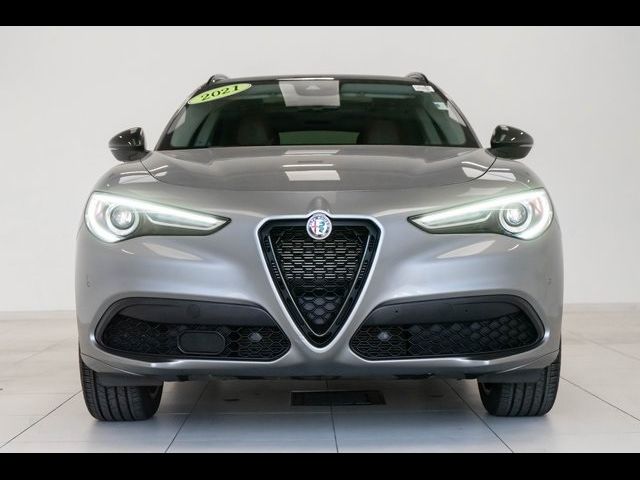 2021 Alfa Romeo Stelvio Base