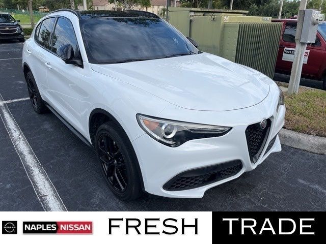 2021 Alfa Romeo Stelvio Base