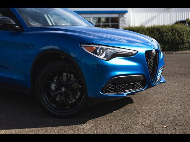 2021 Alfa Romeo Stelvio Base