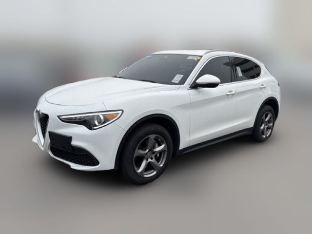 2021 Alfa Romeo Stelvio Base