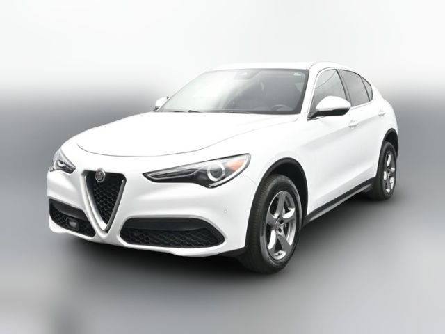 2021 Alfa Romeo Stelvio Base