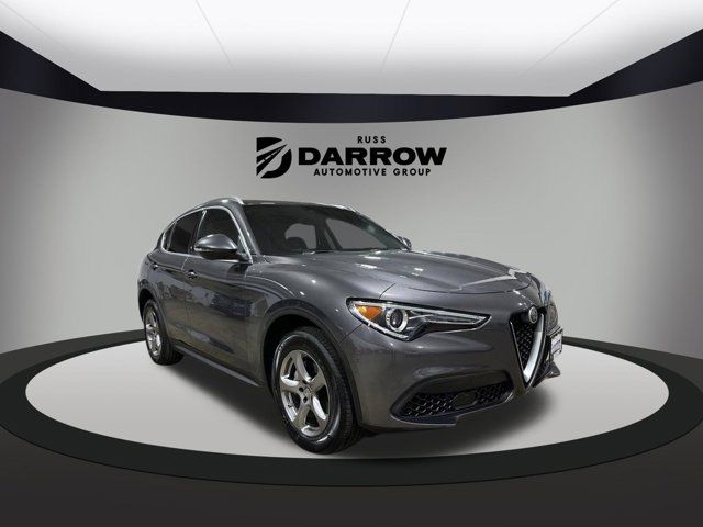 2021 Alfa Romeo Stelvio Base