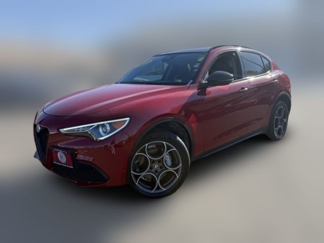 2021 Alfa Romeo Stelvio Base