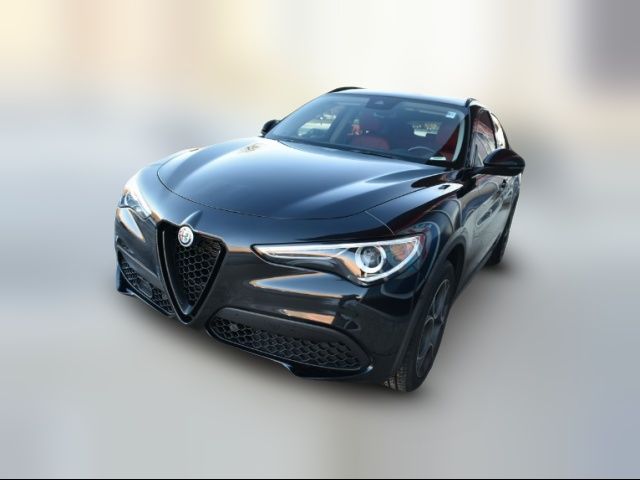 2021 Alfa Romeo Stelvio Base