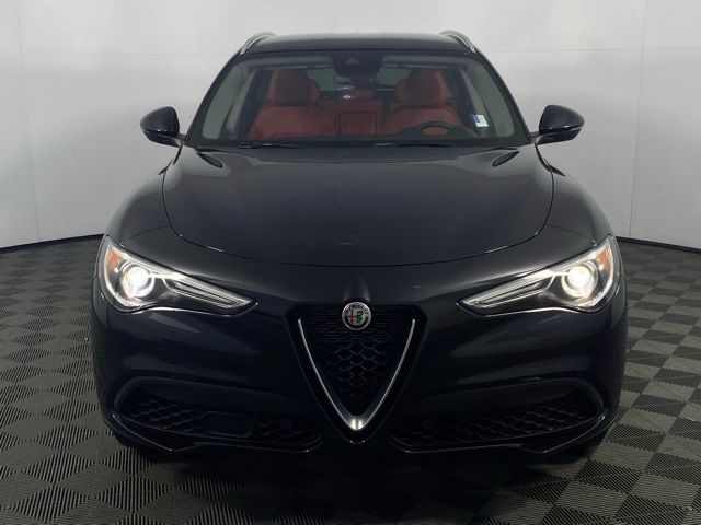 2021 Alfa Romeo Stelvio Base