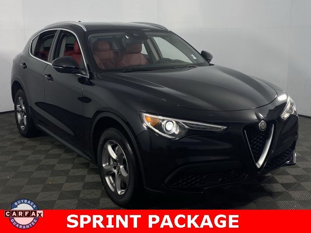 2021 Alfa Romeo Stelvio Base