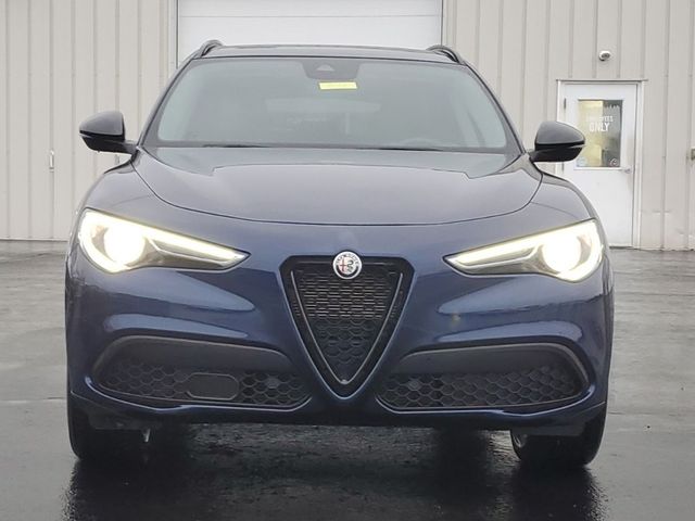 2021 Alfa Romeo Stelvio Base