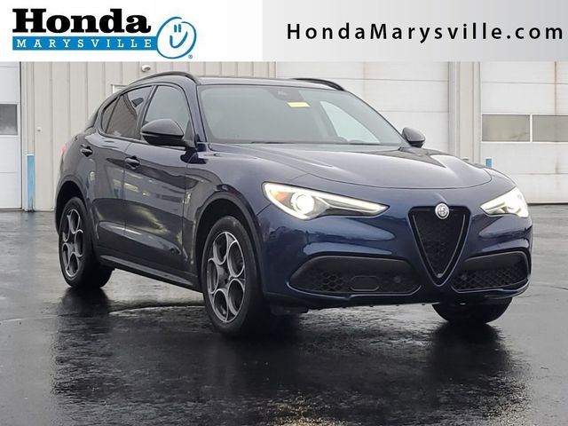 2021 Alfa Romeo Stelvio Base