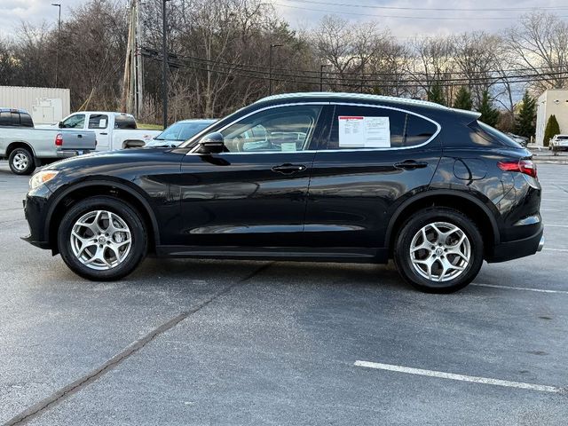 2021 Alfa Romeo Stelvio Base