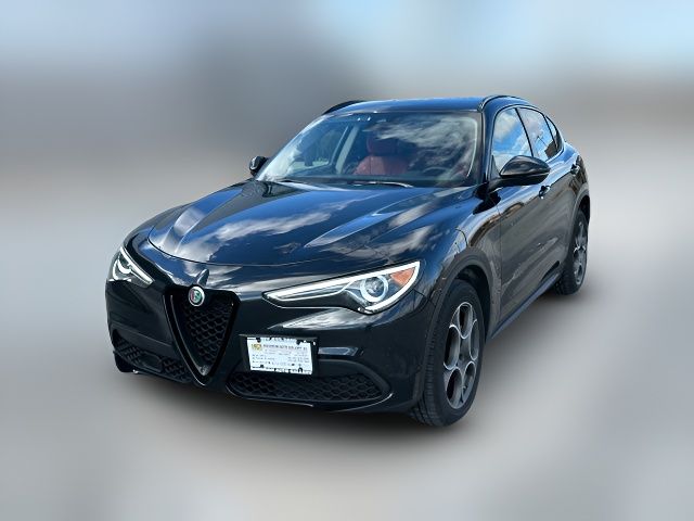 2021 Alfa Romeo Stelvio Base