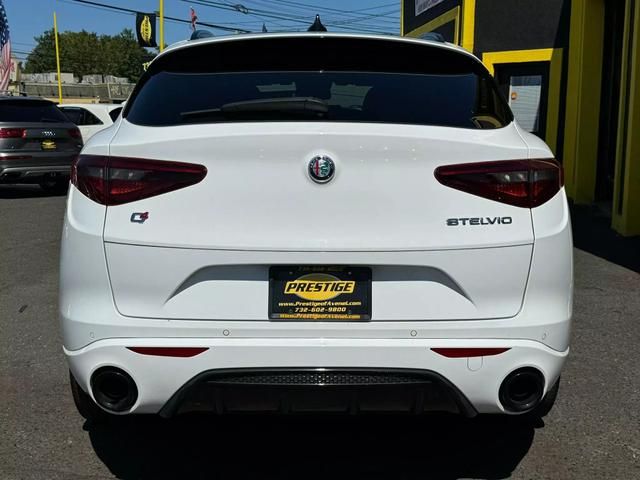 2021 Alfa Romeo Stelvio Ti Sport