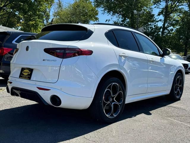 2021 Alfa Romeo Stelvio Ti Sport