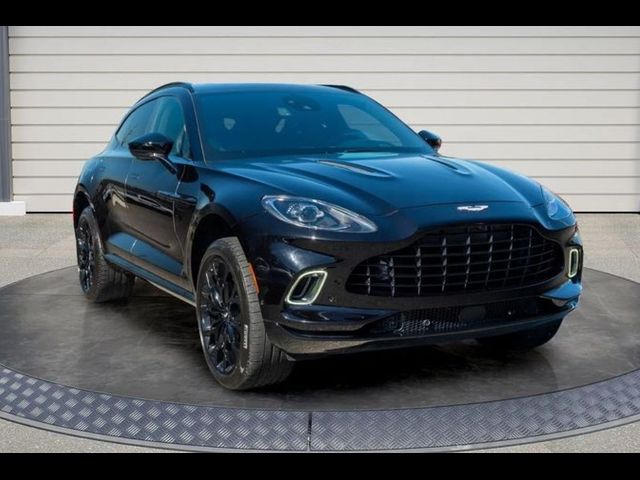 2021 Aston Martin DBX Base