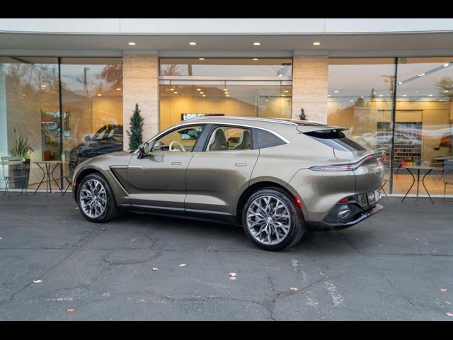 2021 Aston Martin DBX Base