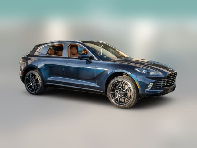 2021 Aston Martin DBX Base