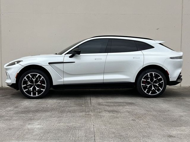 2021 Aston Martin DBX Base