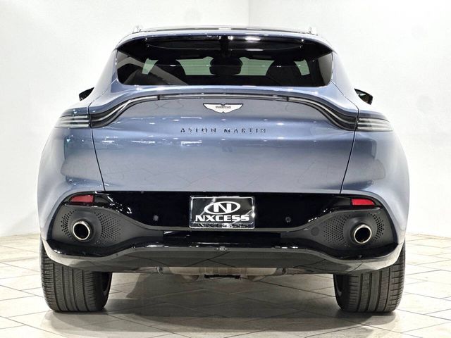 2021 Aston Martin DBX Base