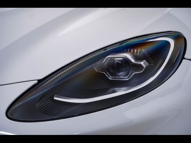 2021 Aston Martin DBX Base