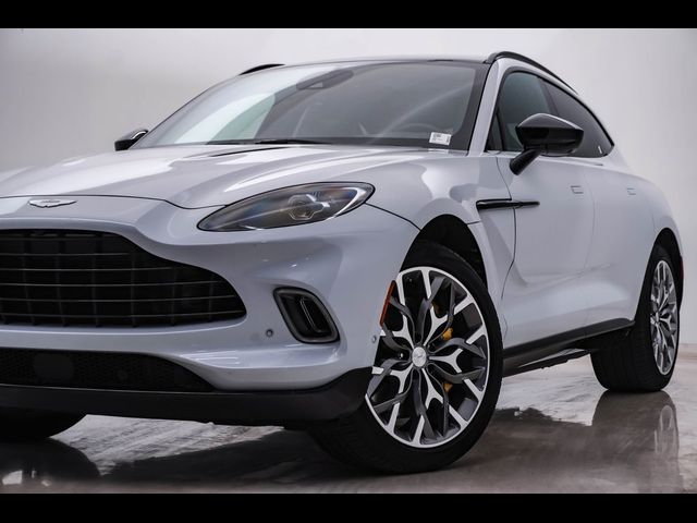 2021 Aston Martin DBX Base