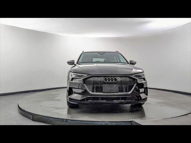 2021 Audi e-tron Premium