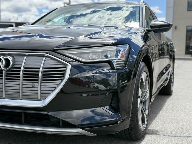 2021 Audi e-tron Premium