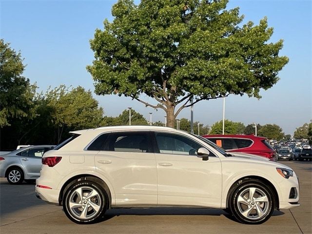 2021 Audi Q3 Premium