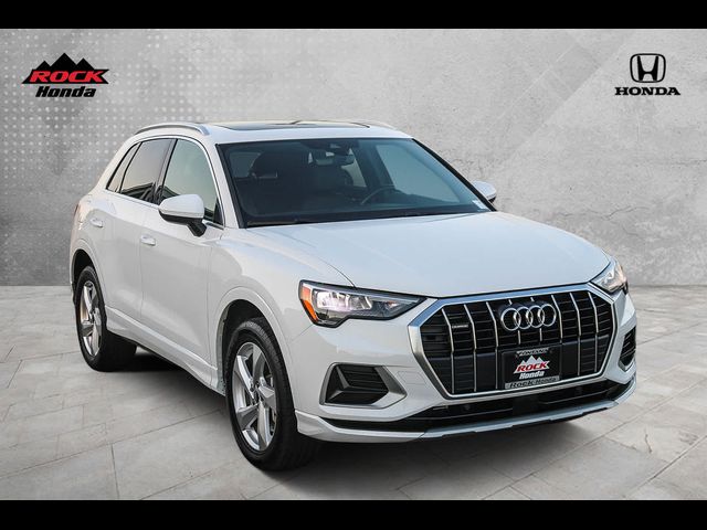 2021 Audi Q3 Premium