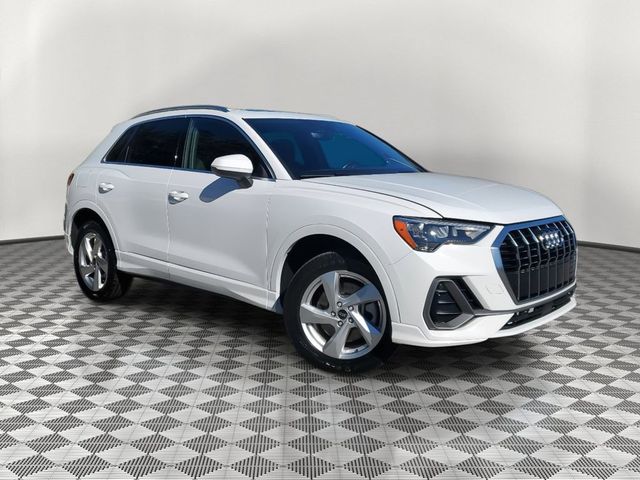 2021 Audi Q3 Premium