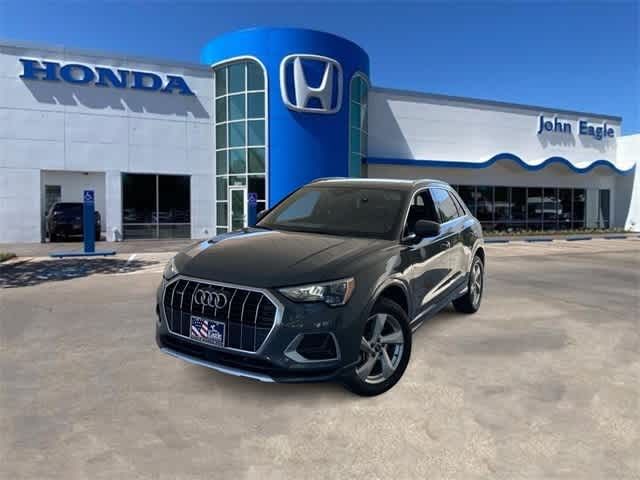 2021 Audi Q3 Premium