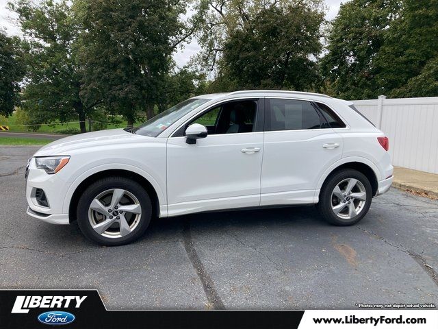 2021 Audi Q3 Premium