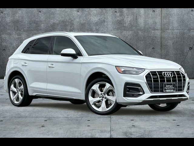 2021 Audi Q5 Premium Plus