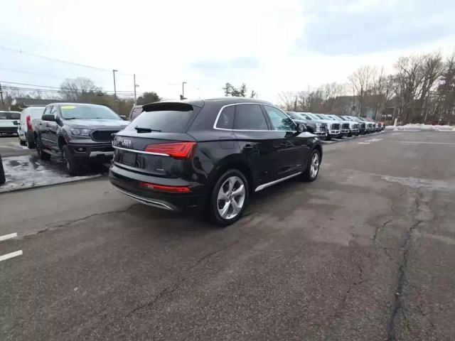 2021 Audi Q5 Premium Plus