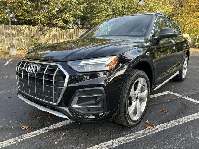 2021 Audi Q5 Premium Plus