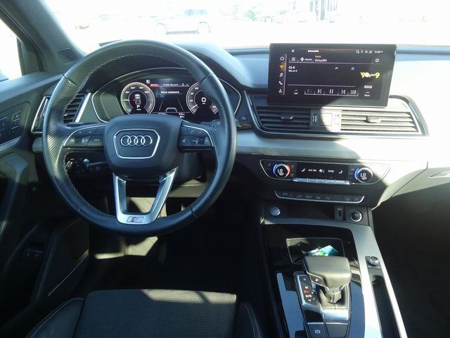 2021 Audi Q5 Prestige