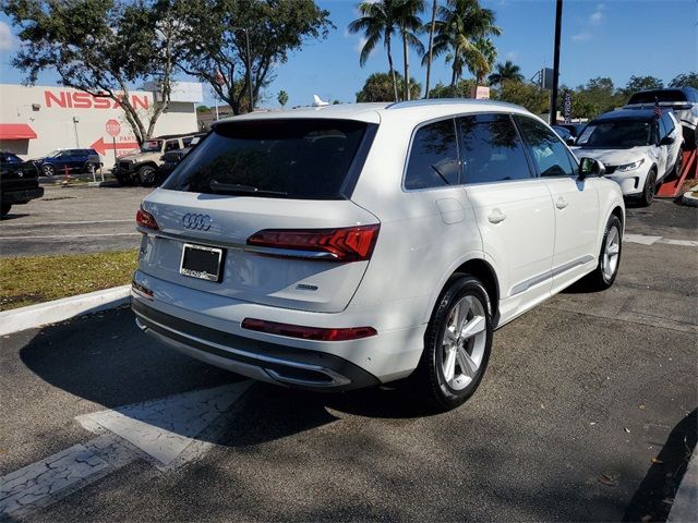 2021 Audi Q7 Premium