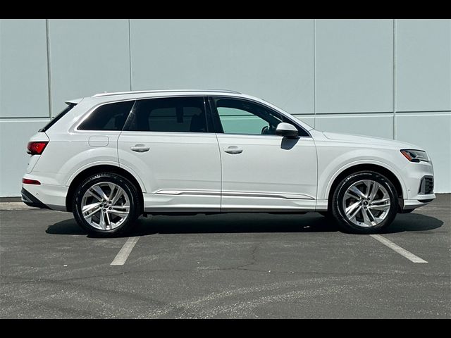 2021 Audi Q7 Premium