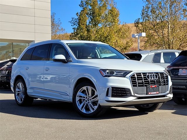 2021 Audi Q7 Premium