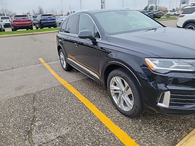 2021 Audi Q7 Premium