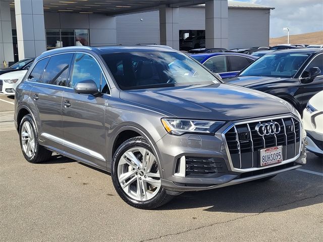 2021 Audi Q7 Premium Plus