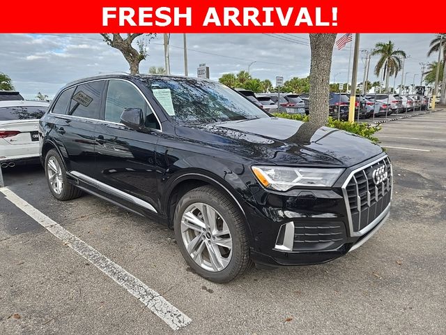 2021 Audi Q7 Premium Plus