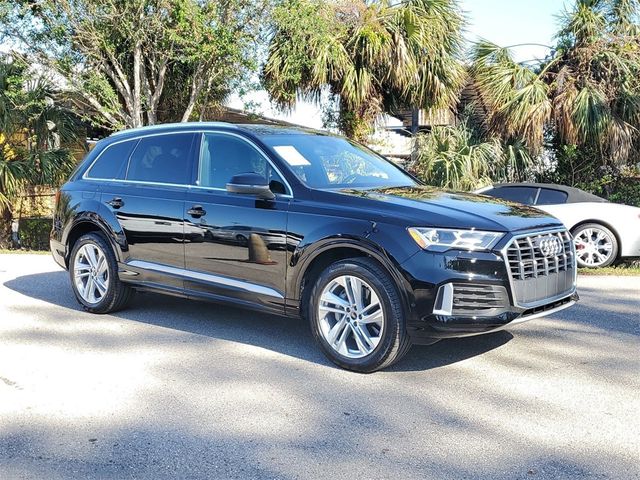 2021 Audi Q7 Premium Plus