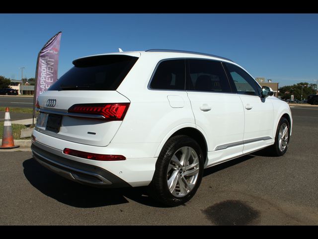 2021 Audi Q7 Premium Plus